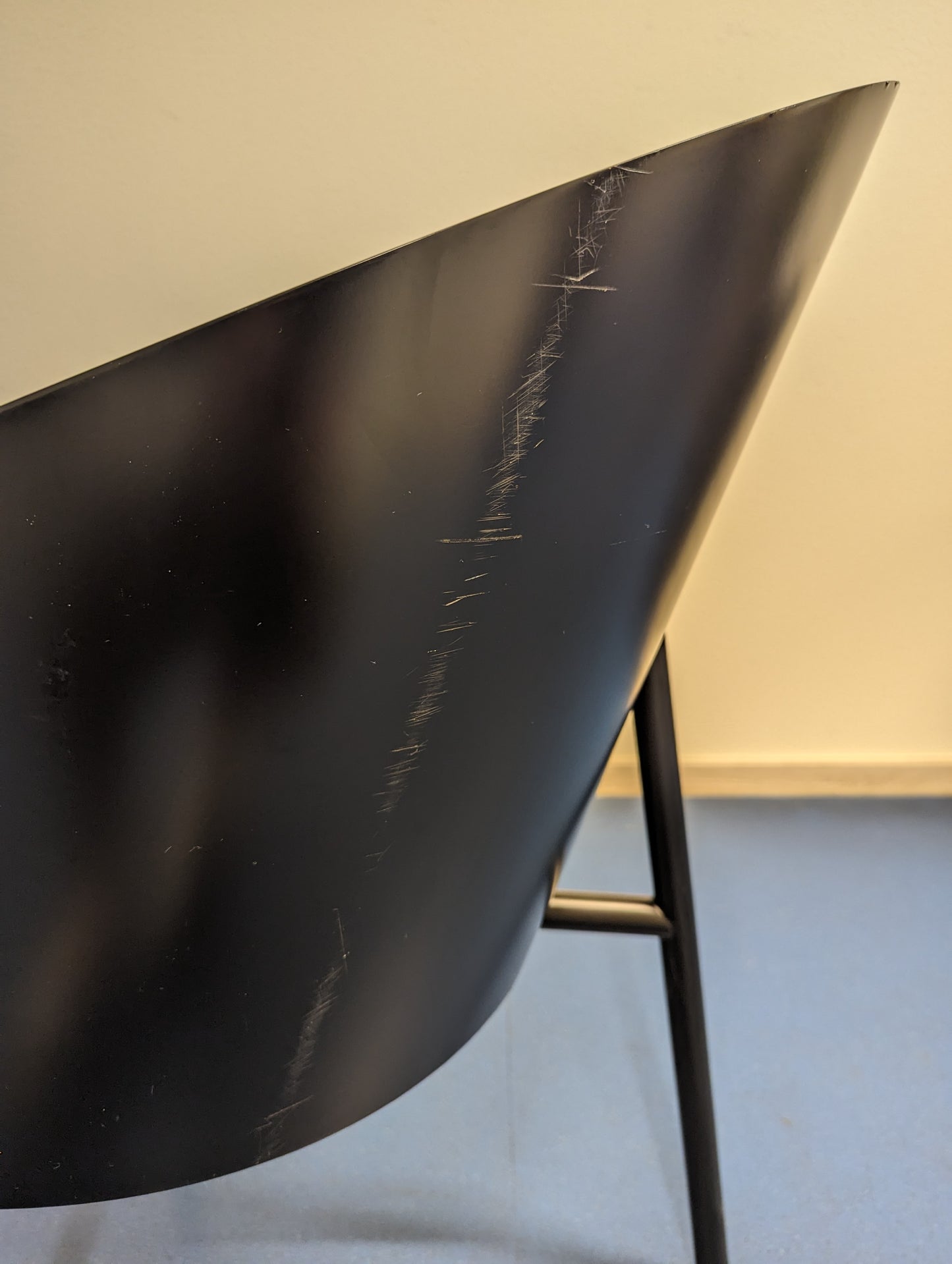 Driade “Costes” Stoelen (Set van 4) – Philippe Starck (1984)