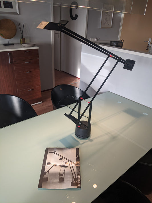 Artemide “Tizio 35” Bureaulamp – Richard Sapper (Jaren ’70)