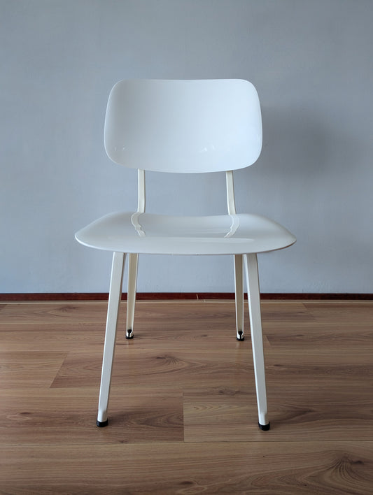 Ahrend “Revolt” Chairs (Set of 2) – Friso Kramer (2000)