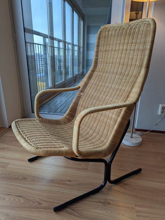 Gebroeders Jonkers “514C” Rotan Fauteuil – Dirk van Sliedregt (1961)