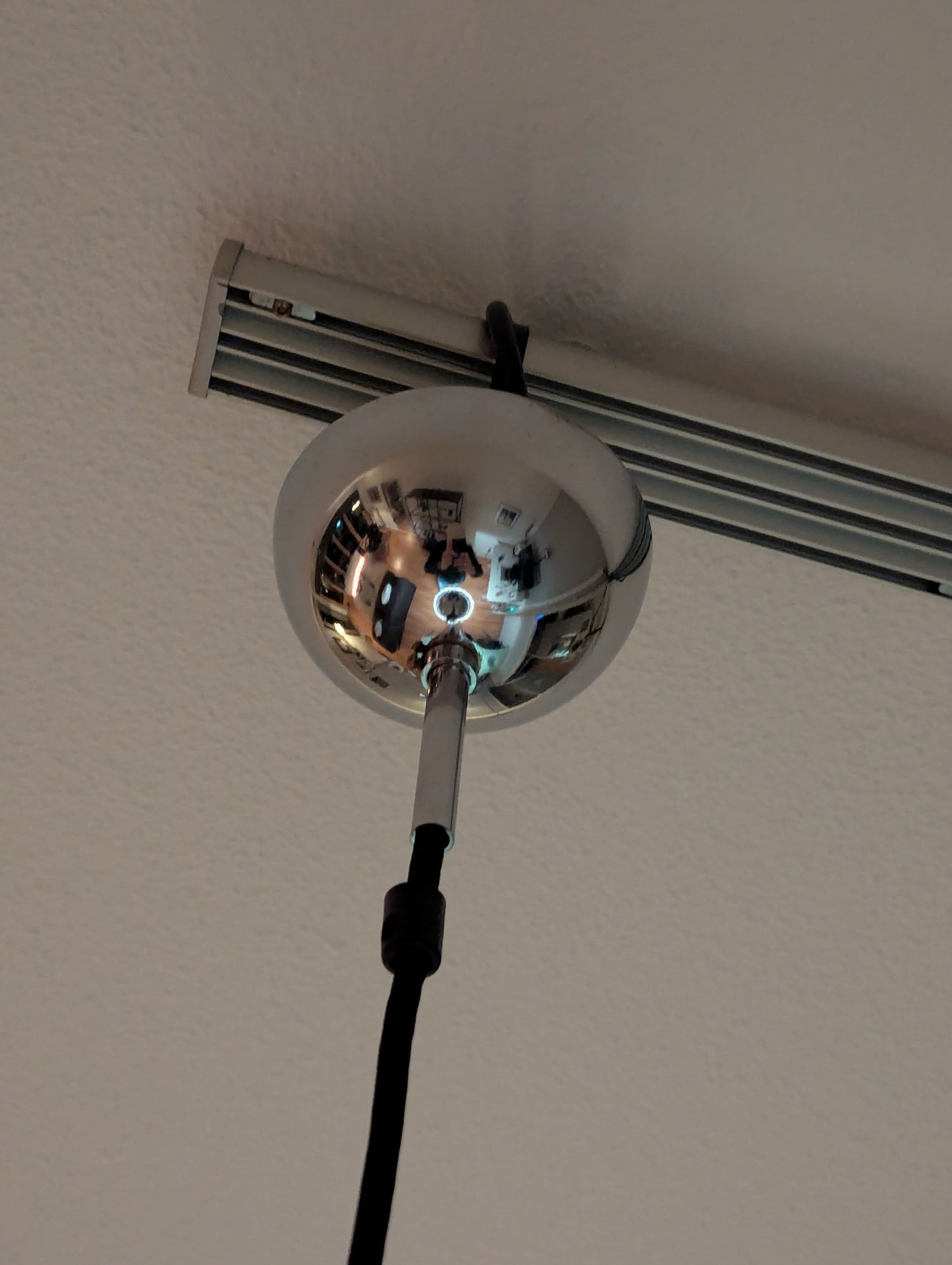 Fontana Arte “Onbekend Model” Hanglamp – Monti Studio (1967)