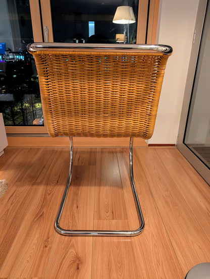 Cantilever “MR10” Stoel – Ludwig Mies van der Rohe (1927)