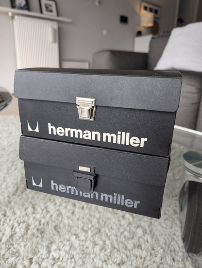 (2x) Originele Herman Miller sample boxen - kunststof, vintage